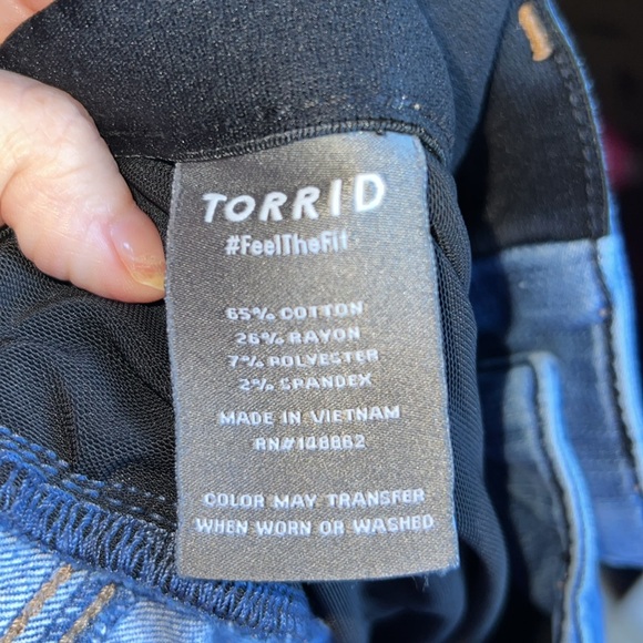 Torrid feel the fit bombshell skinny jeans - Picture 8 of 8